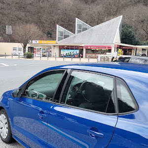 ポロ TSI 前期
