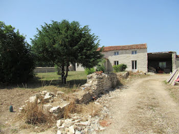 maison à Villemain (79)