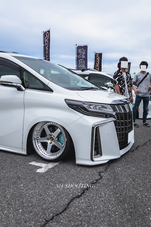エスティマのワゴニストスーパーカーニバル・D-Refine・DIY・車撮影・交流等ありがとうございましたに関するカスタム事例の投稿画像20枚目