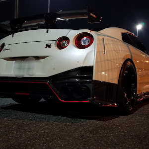 NISSAN GT-R R35