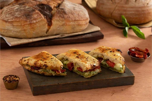 Sourdough Garlic Bread With Sundried Tomatoes