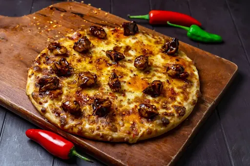 Cheese Barbeque Chicken Pizza