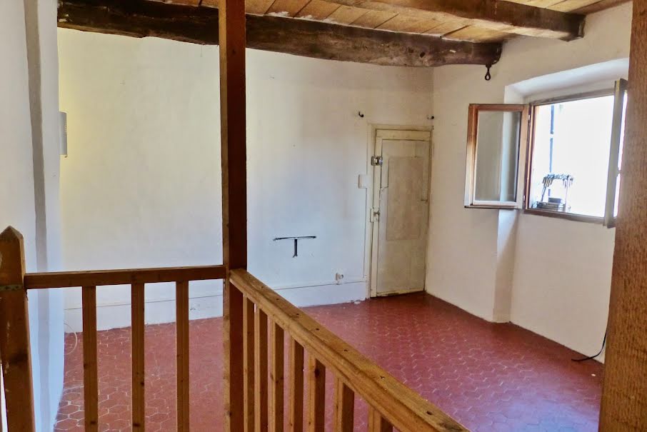 Location  maison 3 pièces 49 m² à Tavernes (83670), 478 €