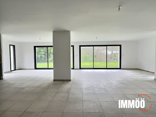 House with garden 4