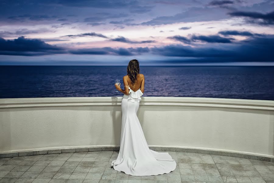 Fotógrafo de casamento Gio Mefarishvili (giomefa). Foto de 19 de junho 2022