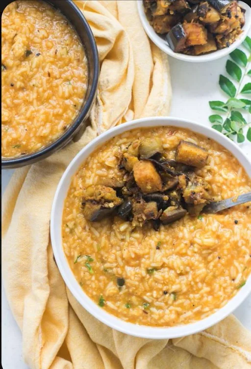 Bissi Belle Bhath Rice Bowl+Sambar, Chutney, Coconut Chutney&Gunpowder
