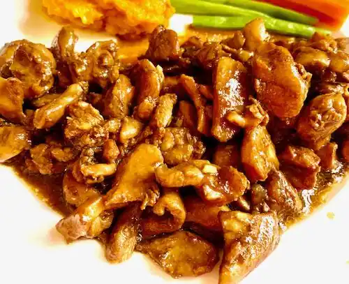 Chicken With Oyster Sauce (8 Pcs)