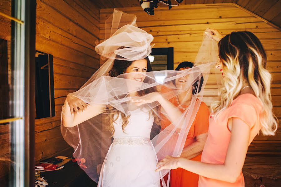 Fotógrafo de casamento Boris Yakhovich (borees). Foto de 12 de janeiro 2017