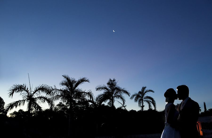 婚禮攝影師Paulo Sturion（sturion）。2015 4月6日的照片