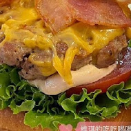 LOVSS Burger 樂漢堡