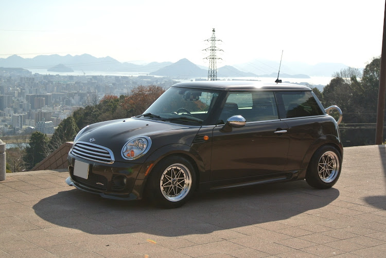 ミニのR56　MINI　ONE・冬仕様・広島・カメ活・竜王公園に関するカスタム事例の投稿画像1枚目