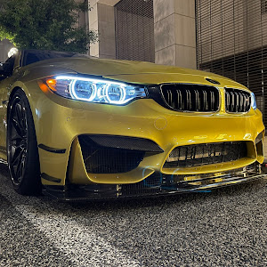 M4 クーペ F82