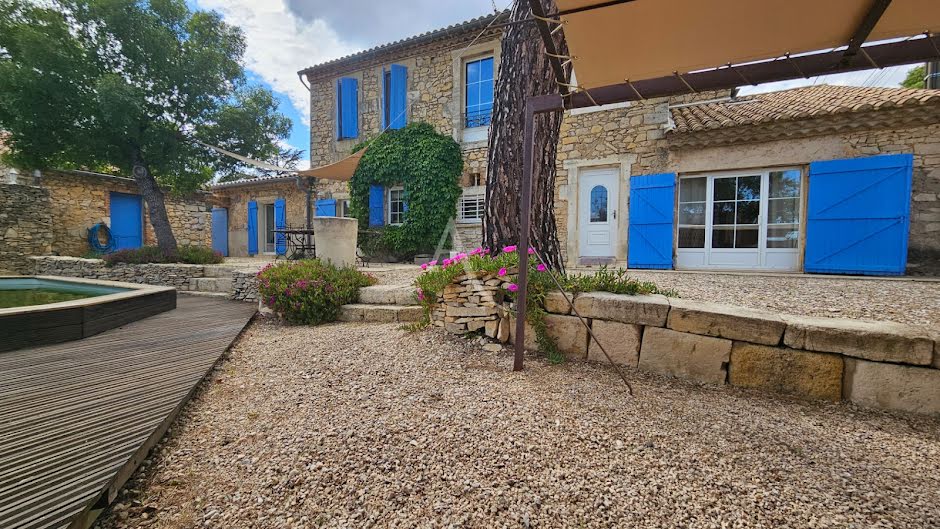 Vente maison 8 pièces 179.93 m² à Nimes (30000), 499 000 €