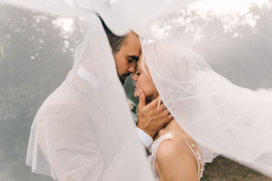 Wedding photographer Marian Vaňáč (fotomarian). Photo of 17 October 2021