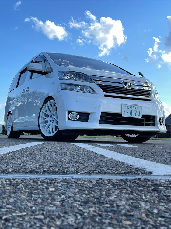 ヴェルファイアのワークエモーションM8R・チューリップ公園・まつぶグループ・バラムンディに関するカスタム事例の投稿画像1枚目