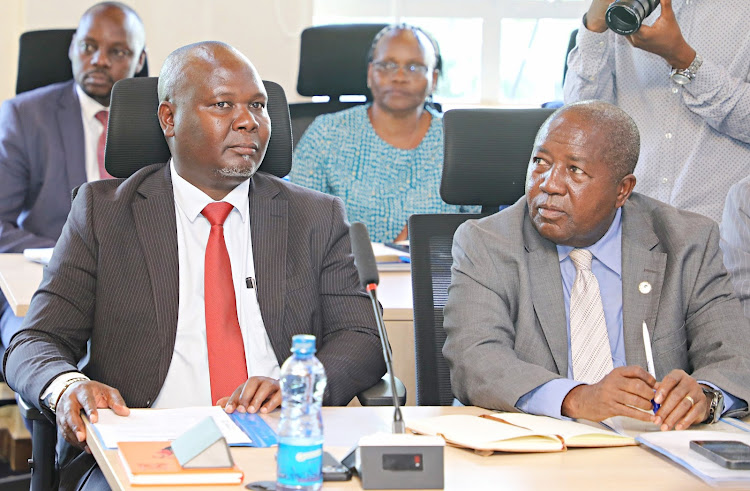 Kitui Deputy governor Augustine Kanani and the Kitui CEC for Environment and natural resources John Mwendandu at the Monday meeting.