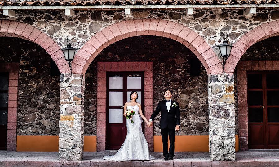 Fotografo di matrimoni Hugo Olivares (hugoolivaresfoto). Foto del 30 novembre 2019