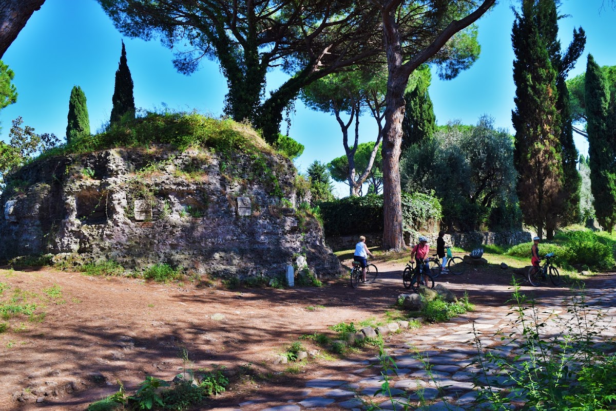 Roma. La dolce vita? Римские картинки (с Аппиевой дорогой, акведуками и пляжем)