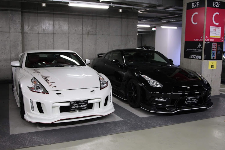 NISSAN GT-RのGT-R・NISSAN GT-R・フェアレディZ34・z34・バリスに関するカスタム事例の投稿画像1枚目