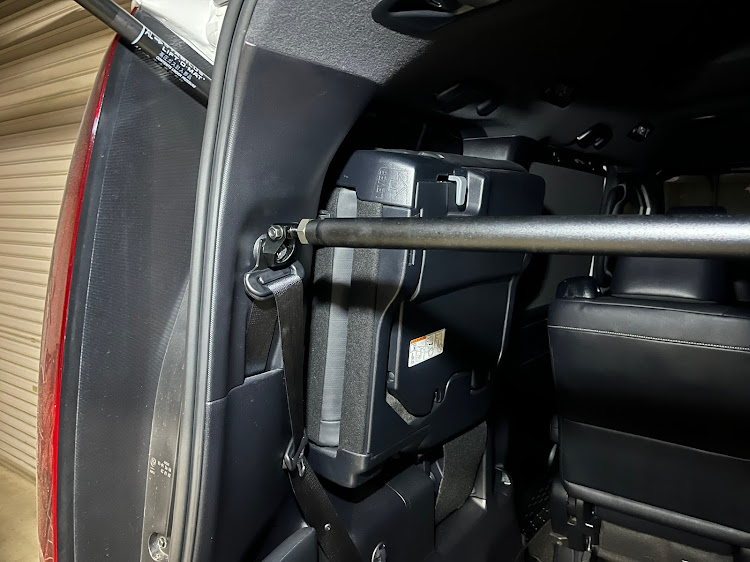 エスクァイアのESQUIRE CLUB OF JAPAN・E.C.O.J・ピラーバー・Largusに関するカスタム事例の投稿画像5枚目