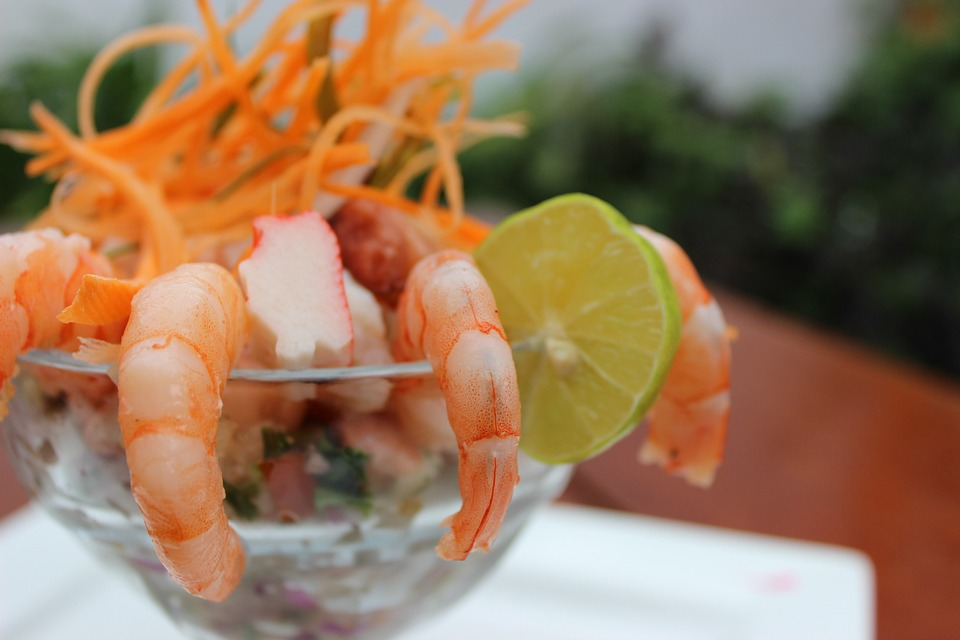 Ceviche peruano con mariscos