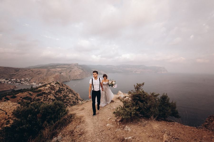 Fotografo di matrimoni Aleksandr Berezhnov (berezhnov). Foto del 7 novembre 2016