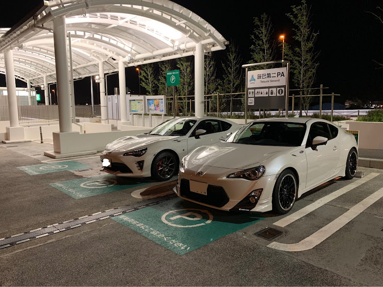 86のコラボ撮影・ドライブ・トヨタ86に関するカスタム事例の投稿画像2枚目
