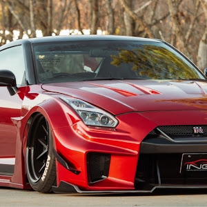 NISSAN GT-R R35