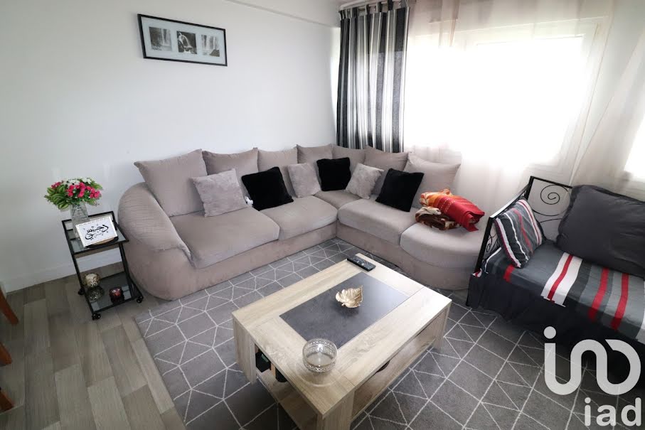 Vente appartement 5 pièces 81 m² à Avon (77210), 119 000 €