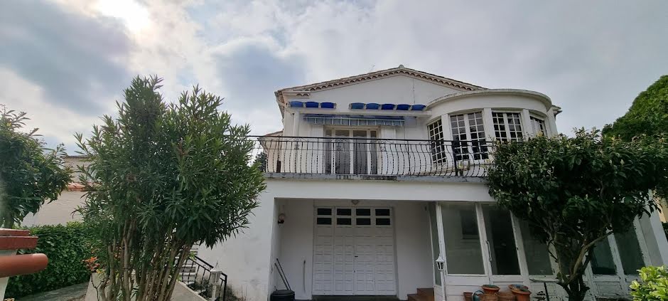 Vente villa 6 pièces 164 m² à Castelnaudary (11400), 247 000 €