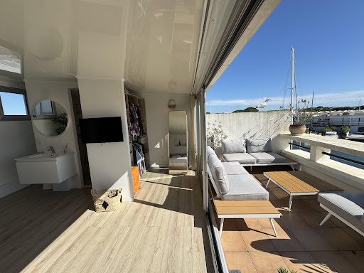 Apartment with terrace 3