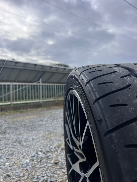 M2 クーペのF87・M2Competition・ADVAN・NEOVA・AD09に関するカスタム事例の投稿画像2枚目