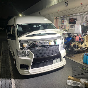ハイエースバン