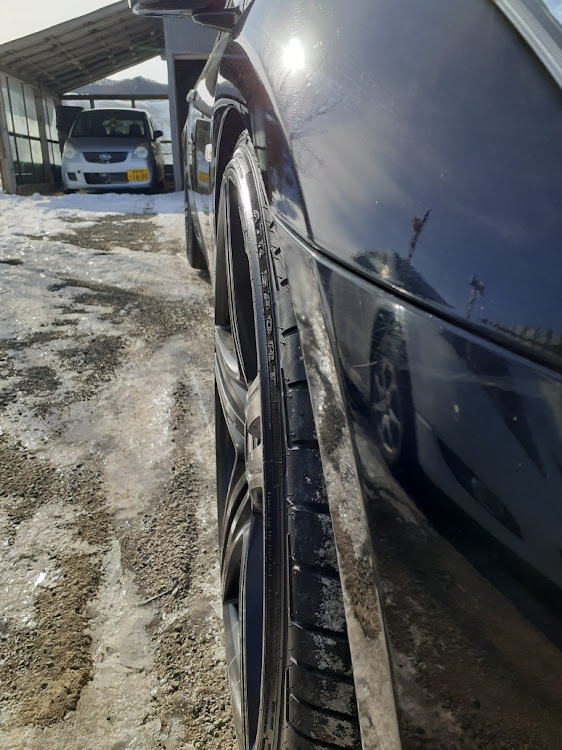 スカイラインのブレーキローター交換・ホイールナット交換・ワイトレ30mm・V36 スカイラインに関するカスタム事例の投稿画像3枚目