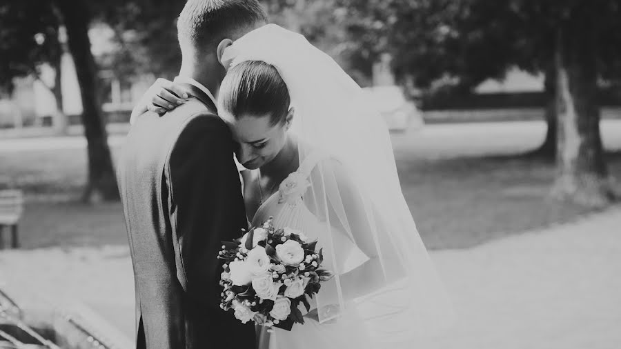 Photographe de mariage Kostya Golinchenko (golinchenko). Photo du 14 juillet 2016