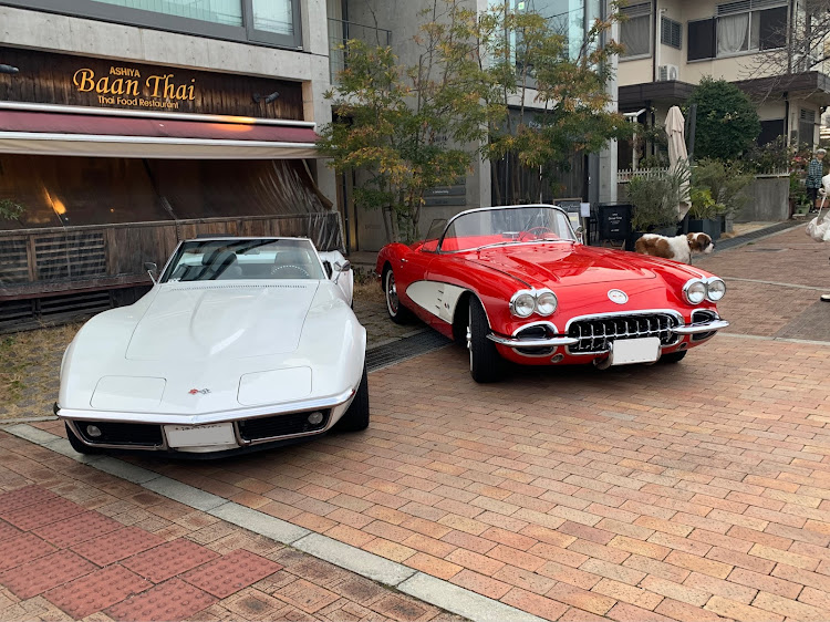 コルベット クーペの神戸中央埠頭・ドライブ日和・クラッシックカー・C1・C3アイアンバンパーに関するカスタム事例の投稿画像3枚目