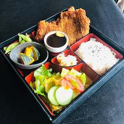 Tonkatsu Bento (Breaded pork tenderloin)