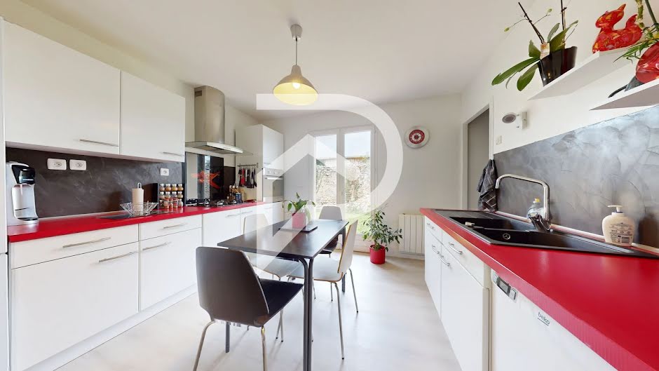 Vente maison 4 pièces 91.75 m² à Tournon-sur-Rhône (07300), 246 000 €