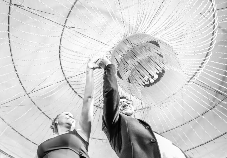 Fotógrafo de casamento Cristian Stoica (stoica). Foto de 25 de setembro 2022