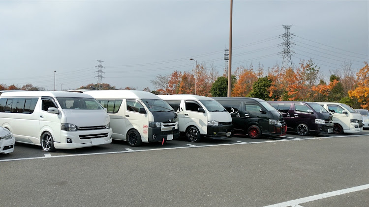 ハイエースバンのトーク楽しすぎ・大分県・オールジャンルMT・箱友に関するカスタム事例の投稿画像1枚目