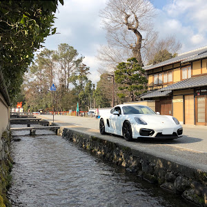 ケイマン GTS