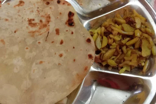 Aloo Vaja With 2 Paratha