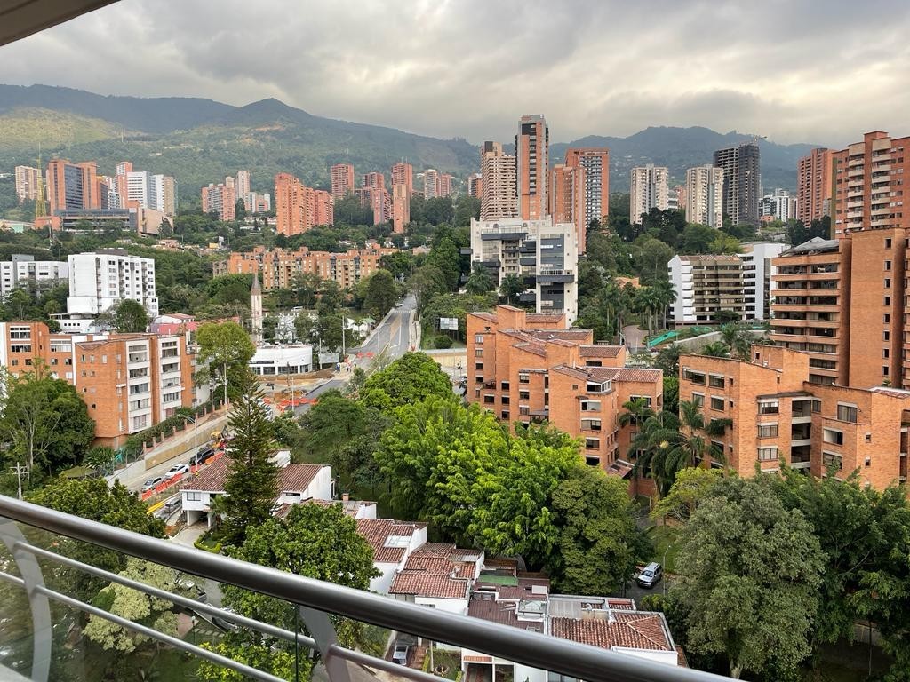 Apartamento En Venta - Loma De Los Gonzalez, Medellín