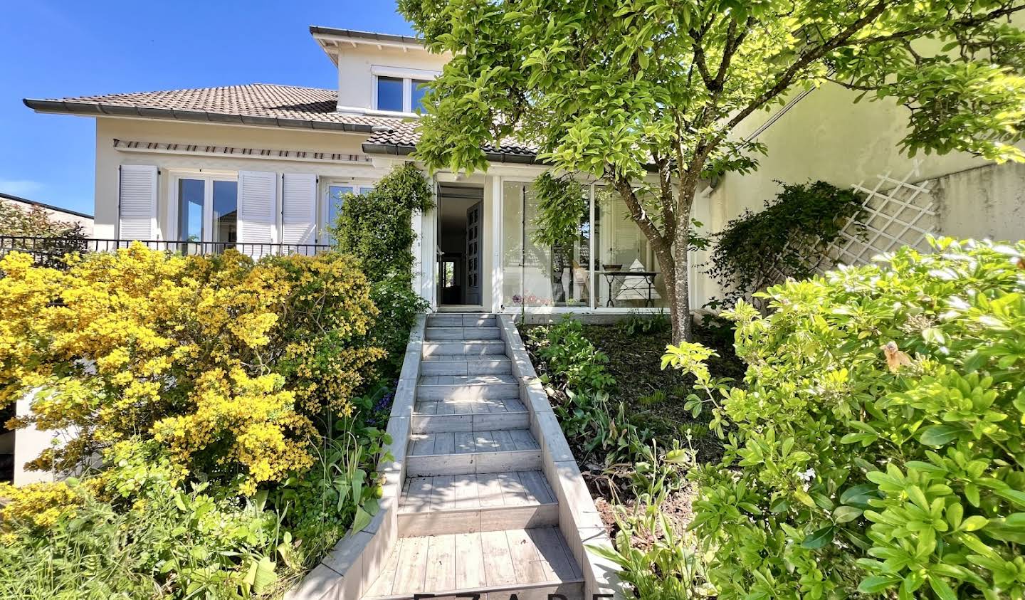 Maison avec terrasse Dijon