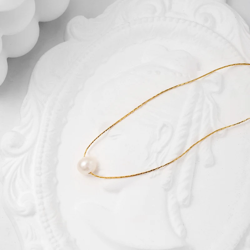 Title 2, Collier femme avec pendentif en acier titane Él...