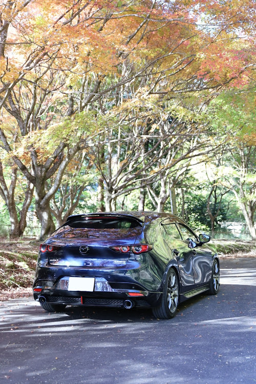 MAZDA3のMAZDA3・ドライブ・紅葉ドライブに関するカスタム事例の投稿画像2枚目