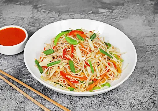 Veg Hakka Noodles