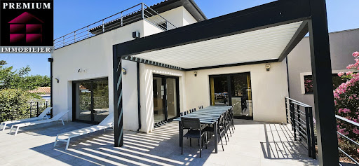 Maison avec piscine et terrasse 5