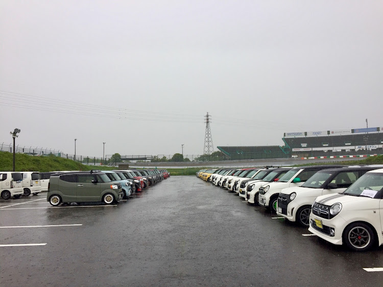 N-WGN カスタムのオフ会・鈴鹿サーキット・N-series・ホリデースタイル・鈴おふ！ファイナルに関するカスタム事例の投稿画像4枚目
