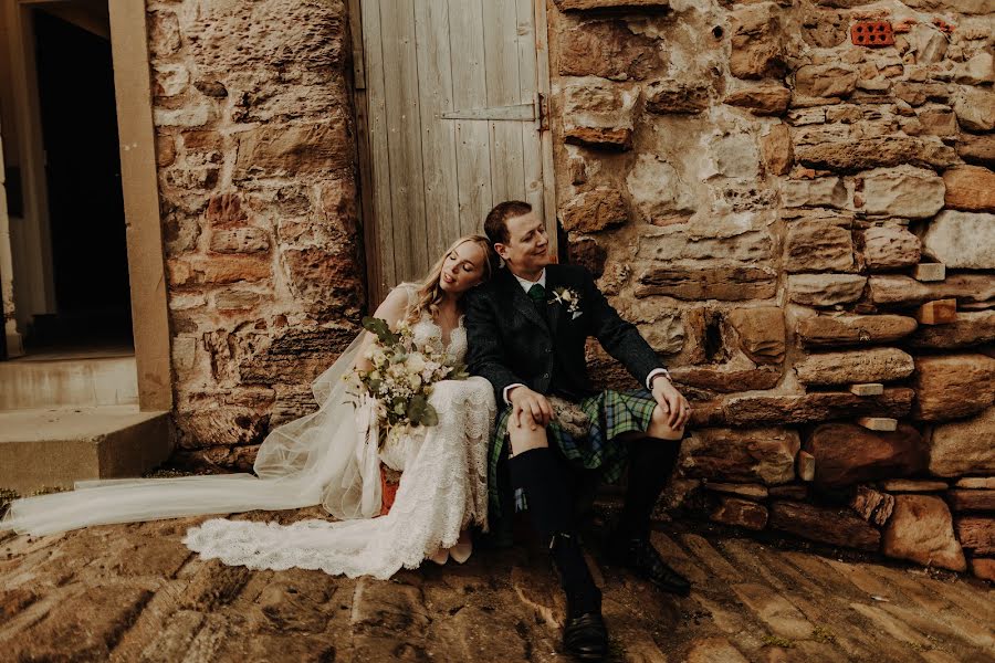 Wedding photographer Lena Sabala (lenasabala). Photo of 18 April 2022